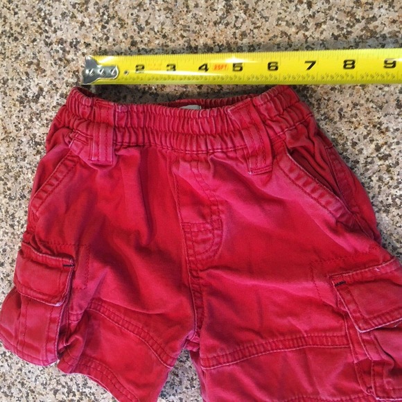 Childrens Place Size 18 Months Solid Red Cargo Shorts Knee Length Elastic Waist - Picture 10 of 11